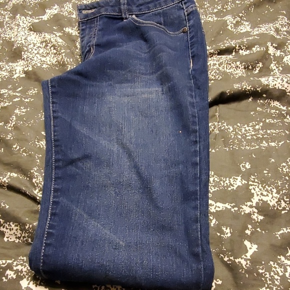 Super skinny jeans - Picture 3 of 3